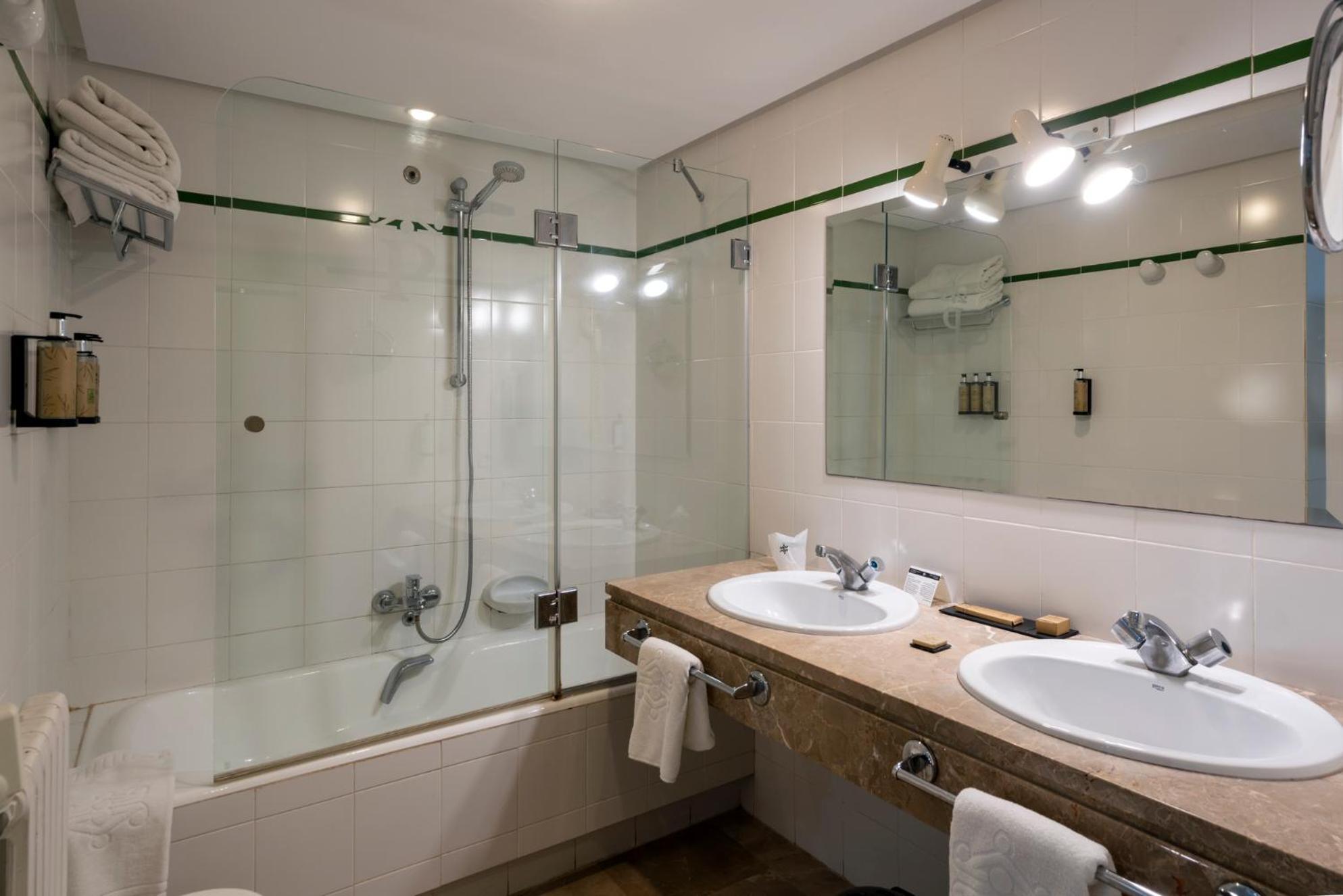 Parador De Melilla Ngoại thất bức ảnh