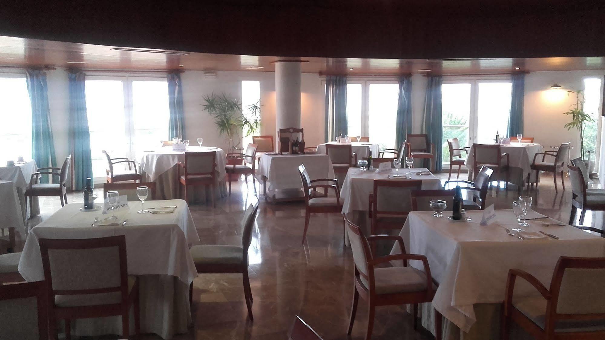 Parador De Melilla Ngoại thất bức ảnh